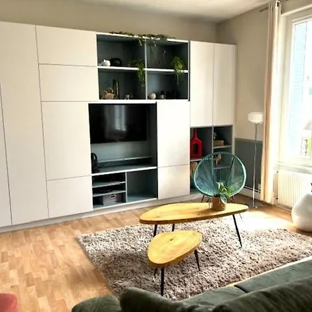 Apartment Grand De Caractere A