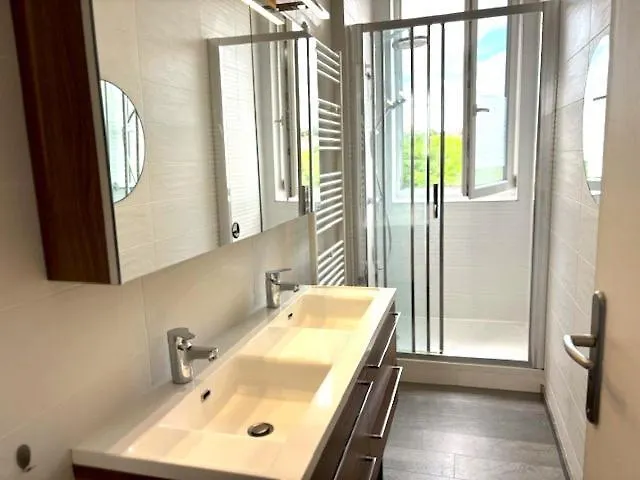 Grand De Caractere A Апартаменты Виши